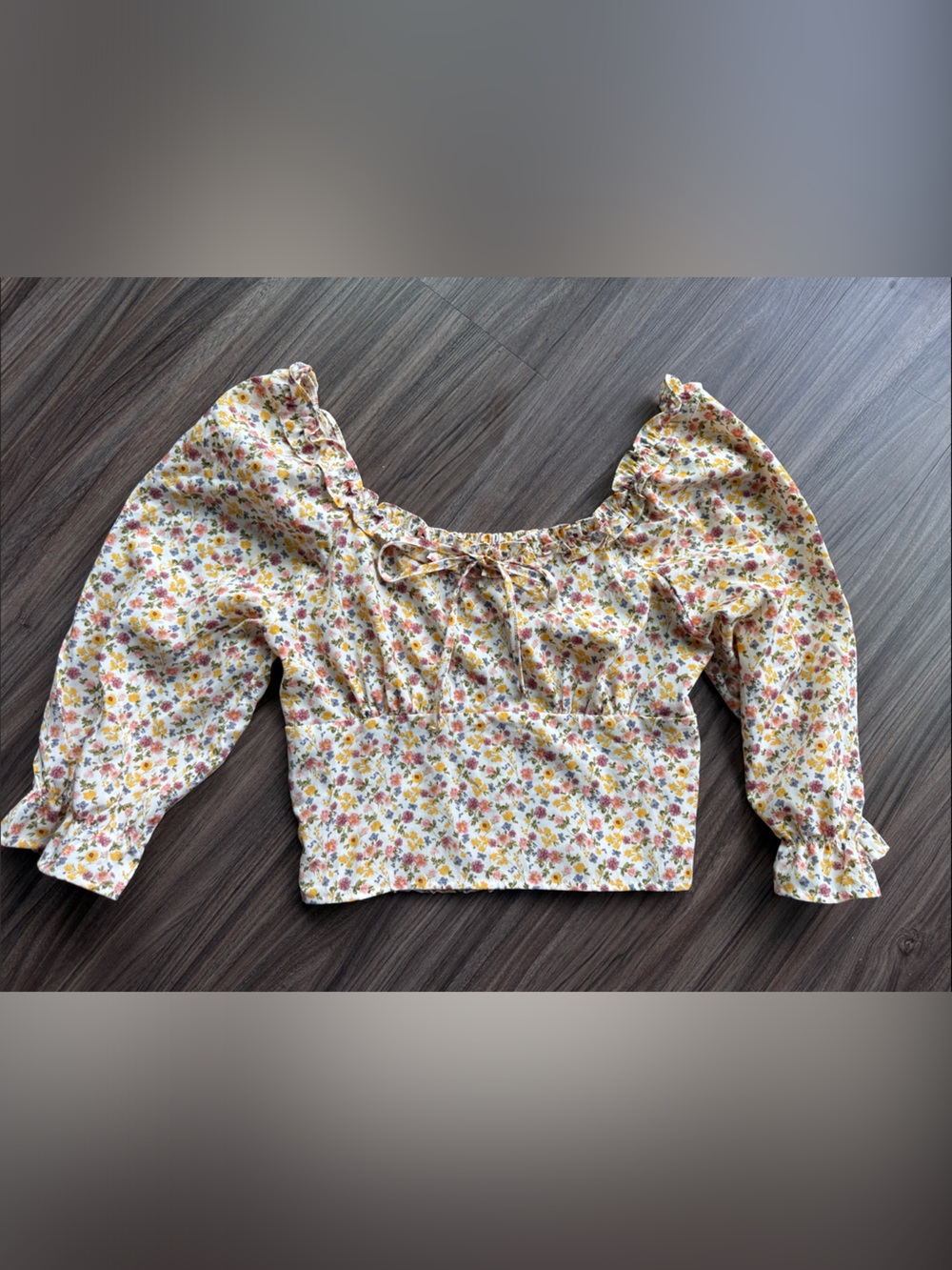 Paper Crane | Ditsy Floral Puff Sleeve Crop Top | XS | NEVER WORN